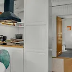 2 Bedroom In בית נופש רוסלב