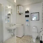 2 Bedroom In * רוסלב