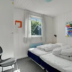 בית נופש 2 Bedroom In *